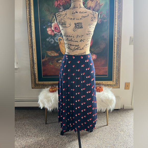 Boden Dresses & Skirts - NWOT Boden Annabelle Pleated Midi Skirt